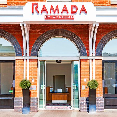 Ramada By Wyndham Belfast Hotel Kültér fotó