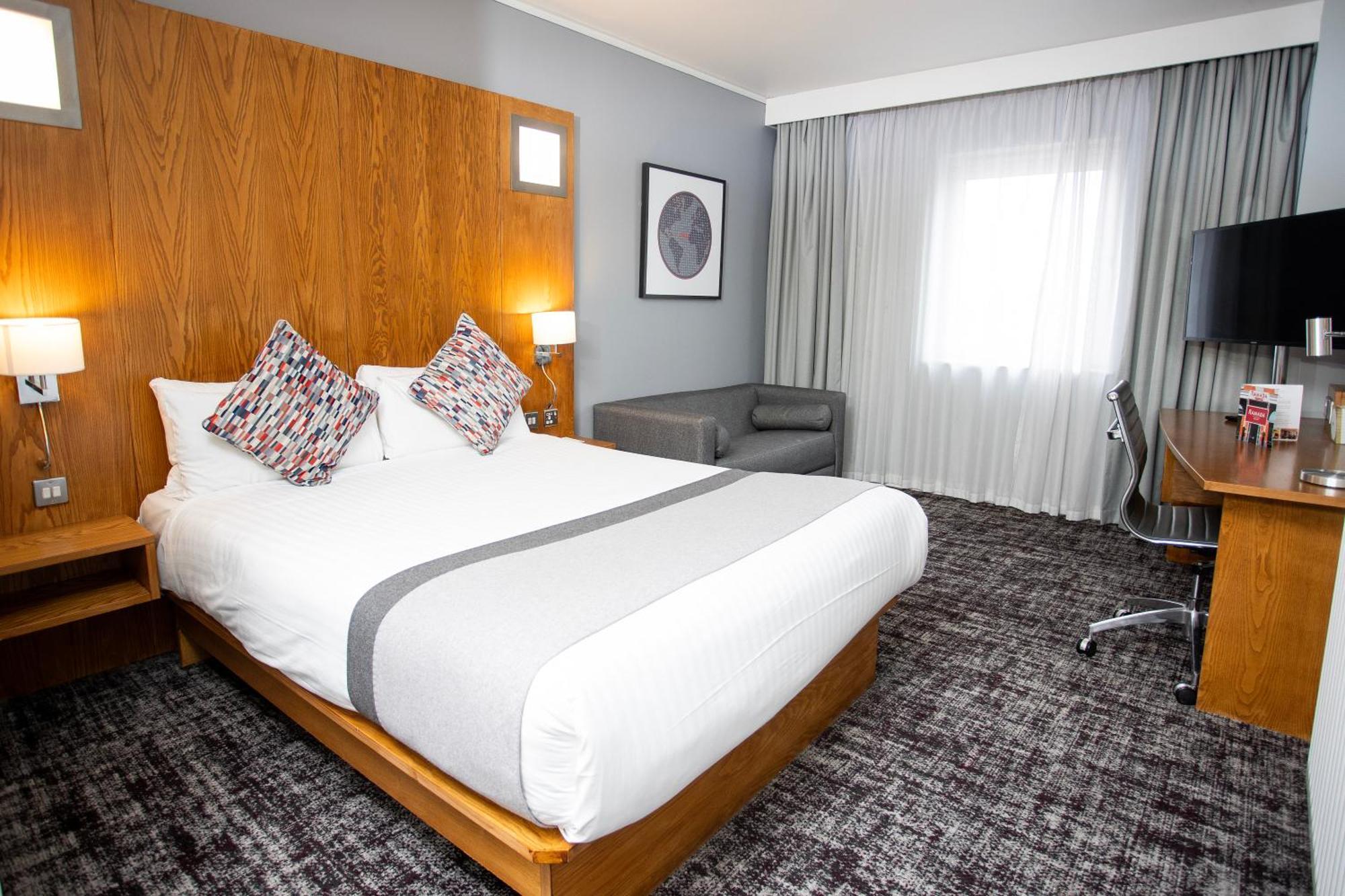 Ramada By Wyndham Belfast Hotel Kültér fotó