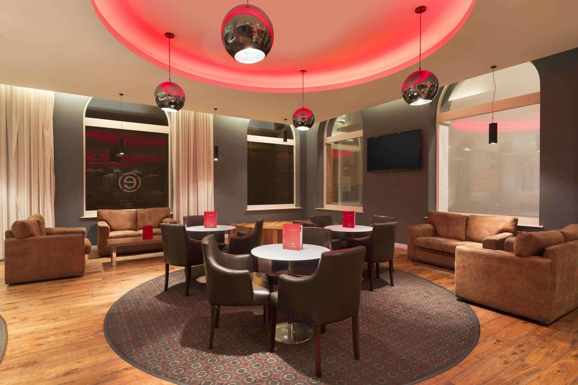 Ramada By Wyndham Belfast Hotel Kültér fotó