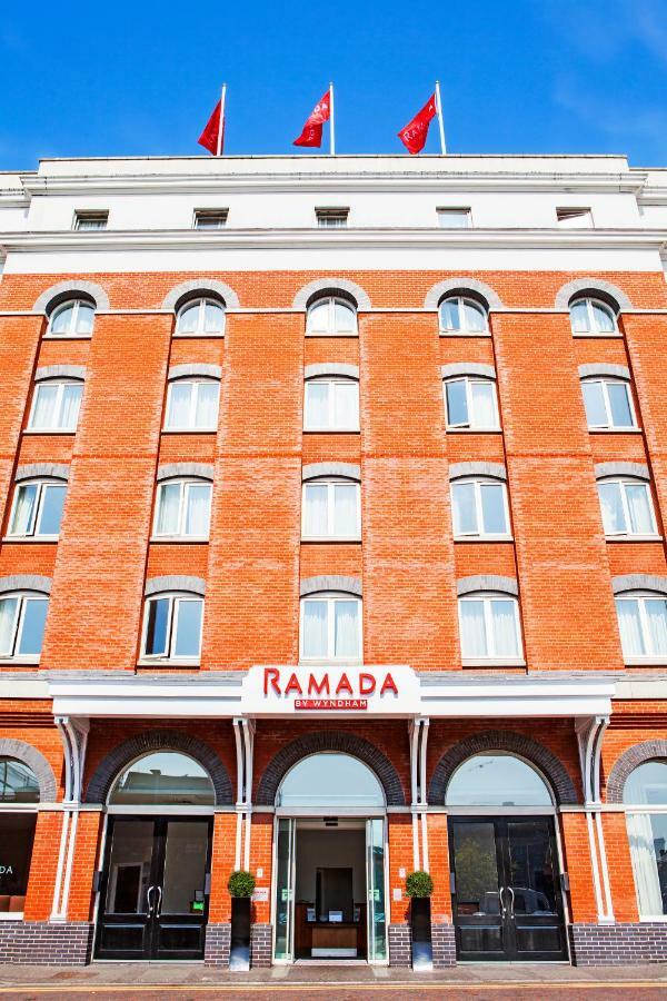 Ramada By Wyndham Belfast Hotel Kültér fotó